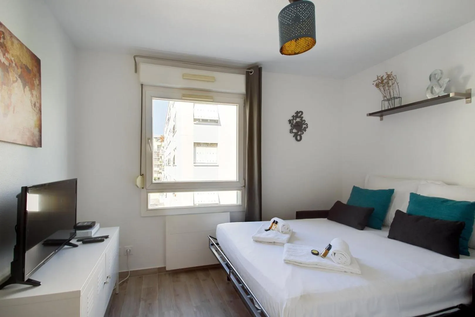 The Cute Sans-Souci Studio Lyon Apartment