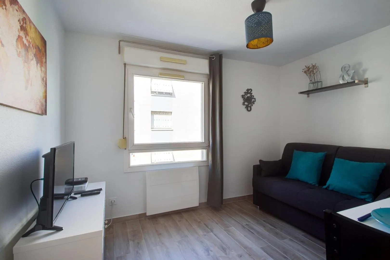 The Cute Sans-Souci Studio Lyon Apartment
